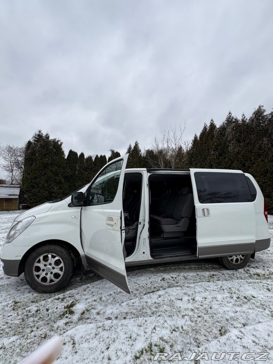 Hyundai H 1 2,5   125 kW | 8 míst | m 2011
