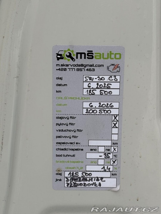 Hyundai H 1 2,5   125 kW | 8 míst | m 2011