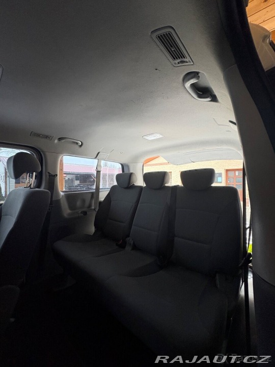 Hyundai H 1 2,5   125 kW | 8 míst | m 2011