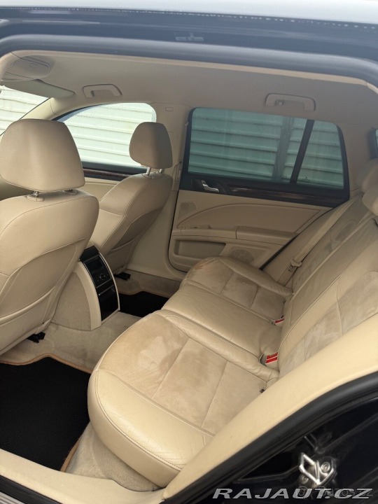 Škoda Superb 2,0   Laurin & Klemen 2012