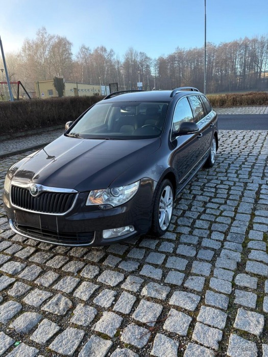 Škoda Superb 2,0   2
