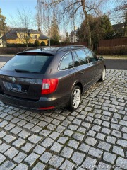 Škoda Superb 2,0   2 2011