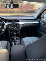 Škoda Superb 2,0   2 2011