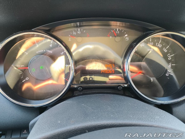 Peugeot 5008 1,6 2011