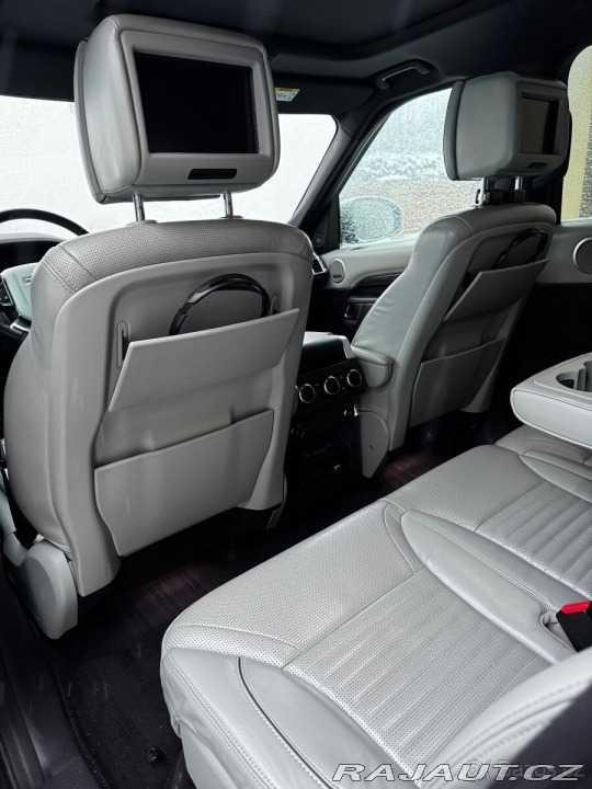 Land Rover Discovery 3,0   HSE LUXURY, 190k ro 2018