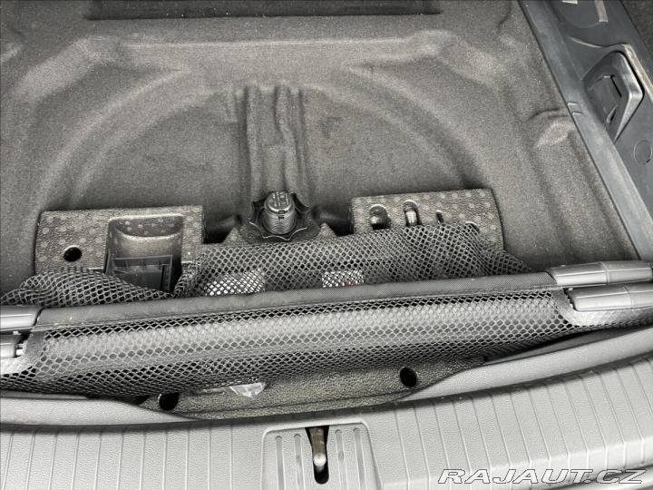 Volkswagen Touran 2,0 TDi 110kw Highline Pa 2017