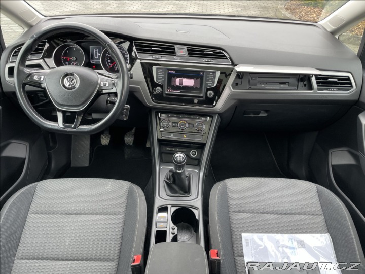 Volkswagen Touran 2,0 TDi 110kw Highline Pa 2017
