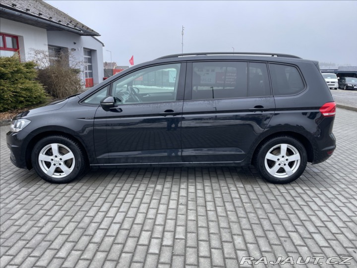 Volkswagen Touran 2,0 TDi 110kw Highline Pa 2017