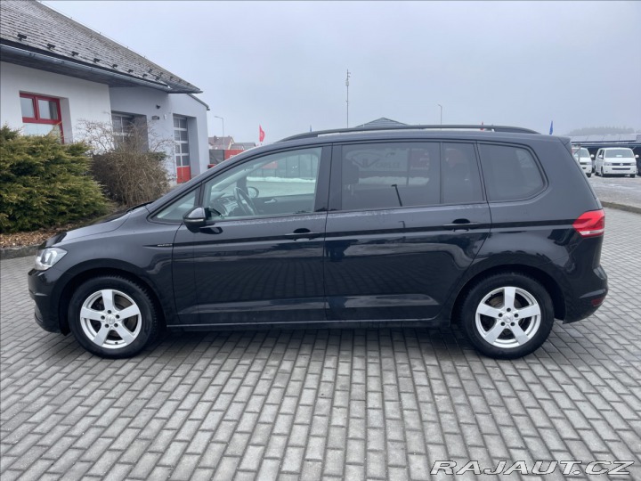 Volkswagen Touran 2,0 TDi 110kw Highline Pa 2017