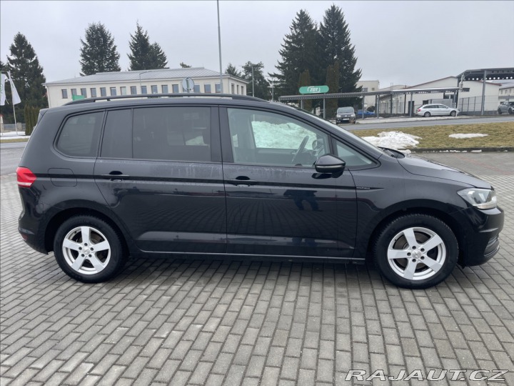 Volkswagen Touran 2,0 TDi 110kw Highline Pa 2017