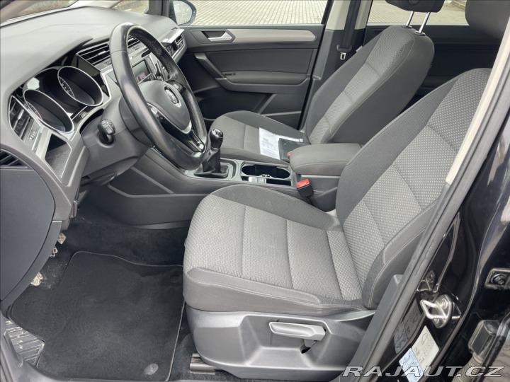 Volkswagen Touran 2,0 TDi 110kw Highline Pa 2017