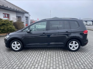 Volkswagen Touran 2,0 TDi 110kw Highline Pa 2017