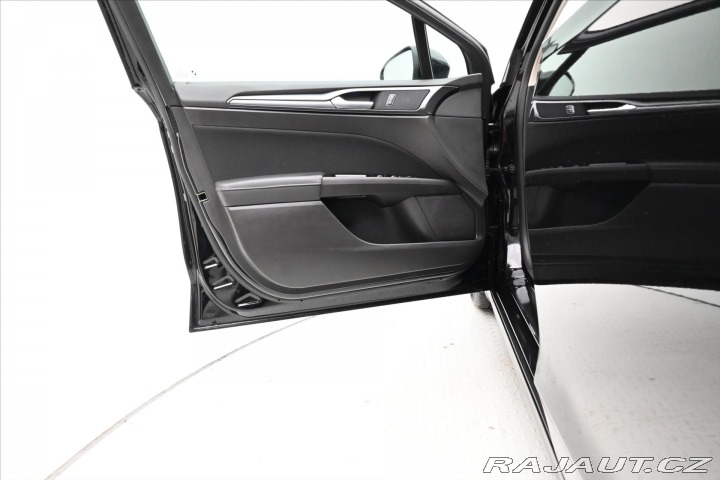 Ford Mondeo 2,0 EcoBlue 140 kW AT8 Ti 2021