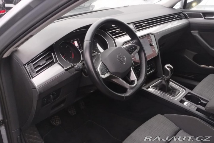 Volkswagen Passat 2,0 TDI 110 kW Business V 2022