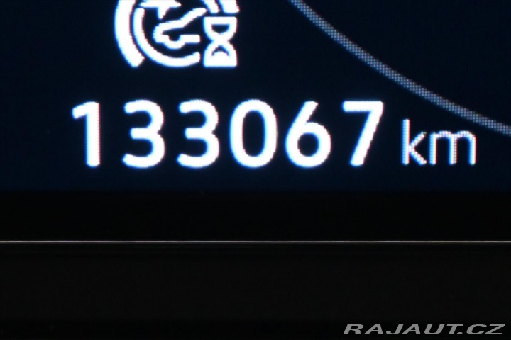 Volkswagen Golf 2,0 TDI 110 kW DSG Style 2022