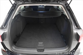 Volkswagen Golf 2,0 TDI 110 kW DSG Style 2022