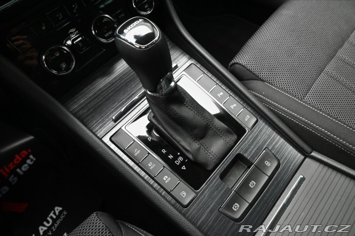 Škoda Superb 1,4 TSI iV 160 kW DSG Sty 2022