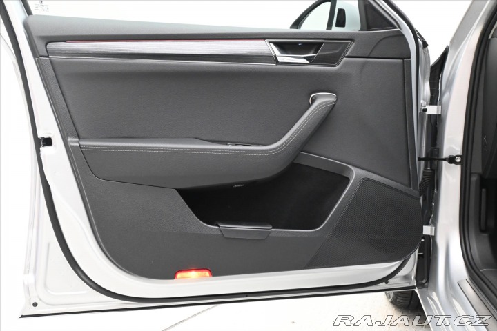 Škoda Superb 1,4 TSI iV 160 kW DSG Sty 2022