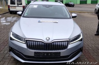 Škoda Superb 1,4 TSI iV 160 kW DSG VŮZ 2022