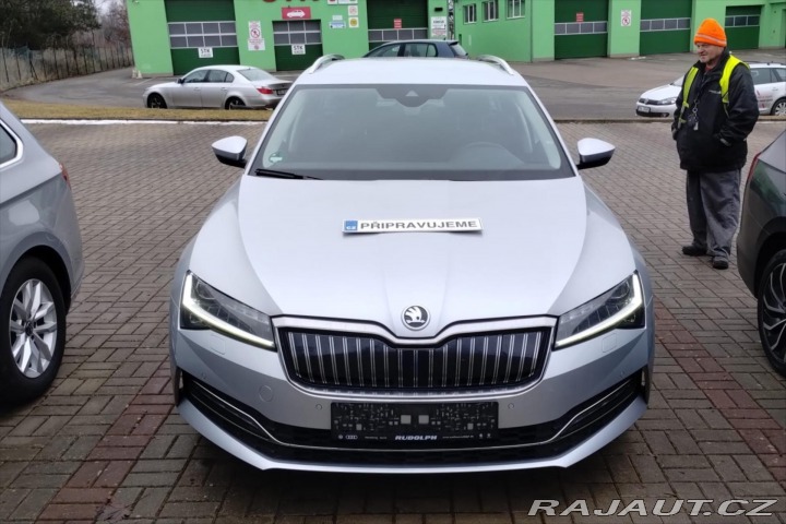 Škoda Superb 1,4 TSI iV 160KW DSGVŮZ P 2021