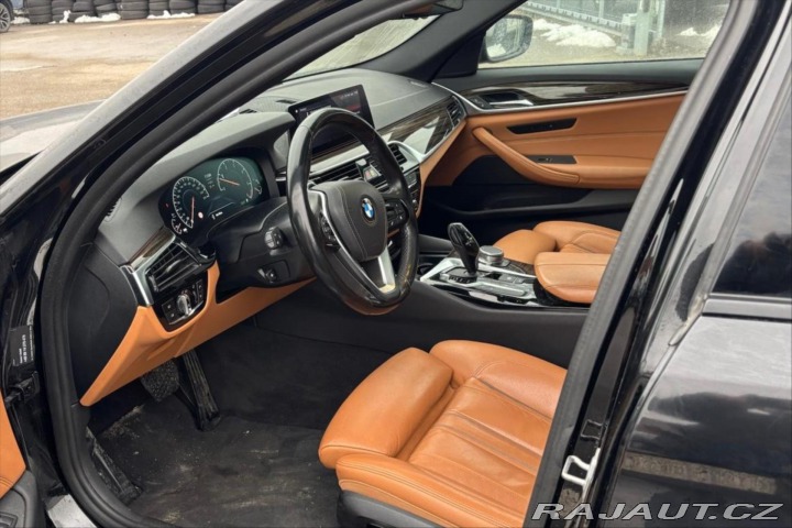 BMW 5 3,0 530d 195 kW xDrive VŮ 2019