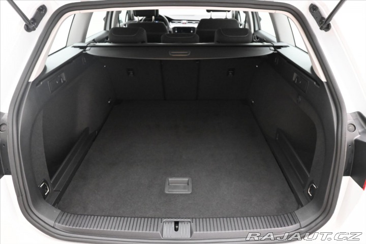 Volkswagen Passat 2,0 TDI 110 kW DSG Busine 2022