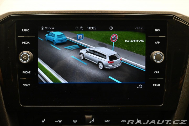 Volkswagen Passat 2,0 TDI 110 kW DSG Busine 2022