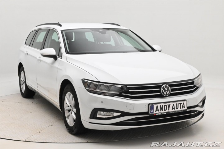 Volkswagen Passat 2,0 TDI 110 kW DSG Busine 2022