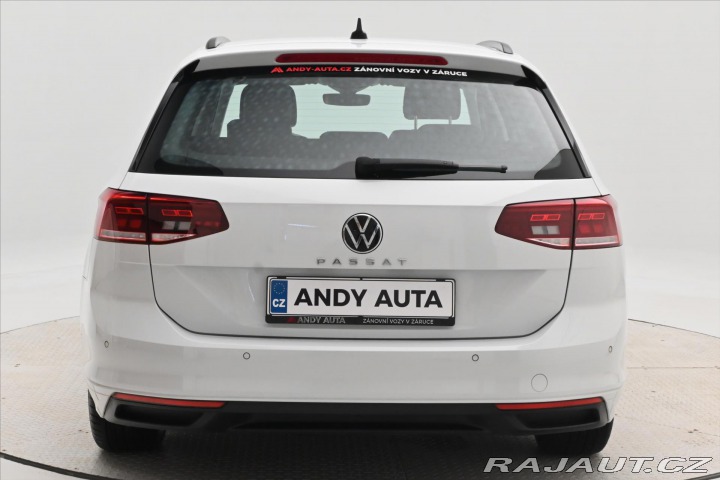 Volkswagen Passat 2,0 TDI 110 kW DSG Busine 2022