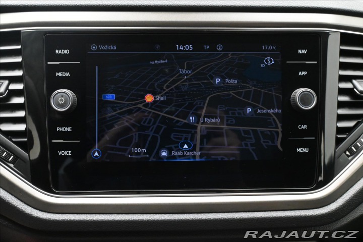 Volkswagen T-Roc 1,5 TSI 110 kW DSG Navi Z 2020