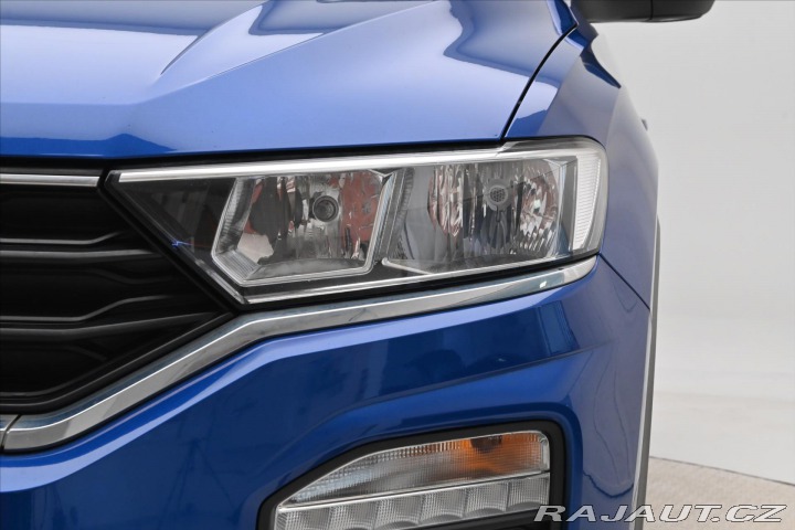 Volkswagen T-Roc 1,5 TSI 110kW DSG Navi Zá 2020