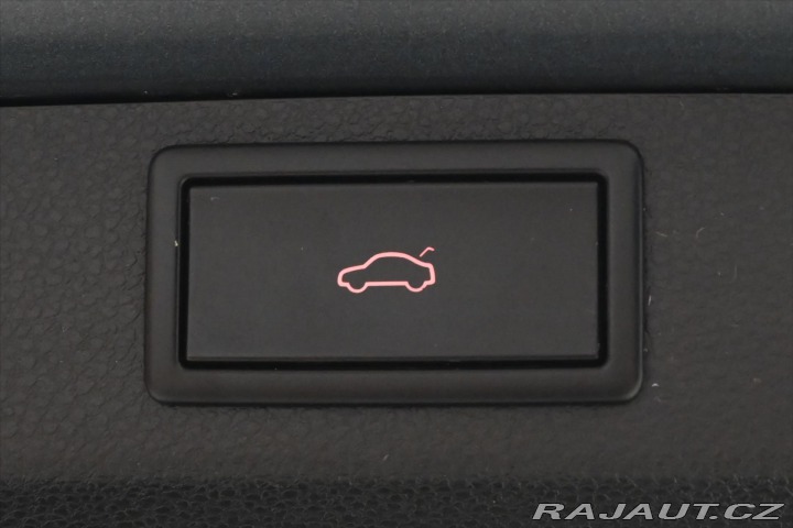 Škoda Karoq 1,6 TDI 85 KW Ambition Zá 2020