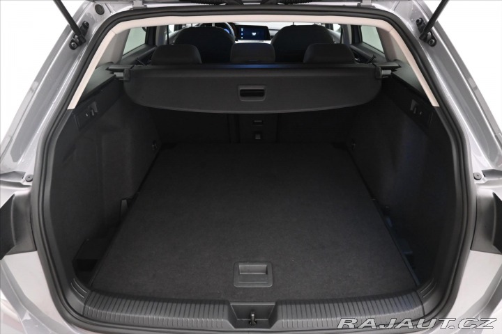 Volkswagen Golf 2,0 TDI 110 kW DSG Busine 2022