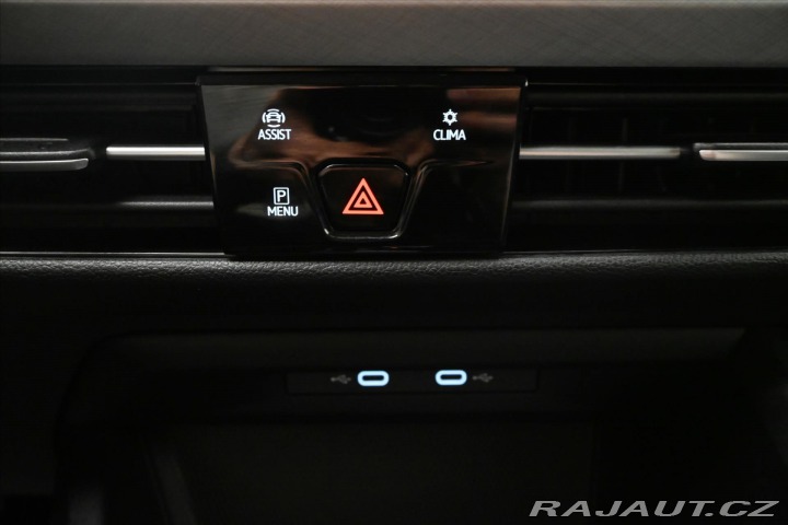 Volkswagen Golf 2,0 TDI 110 kW DSG Busine 2022