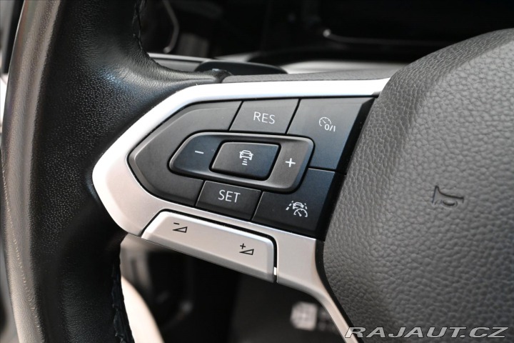 Volkswagen Golf 2,0 TDI 110 kW DSG Busine 2022