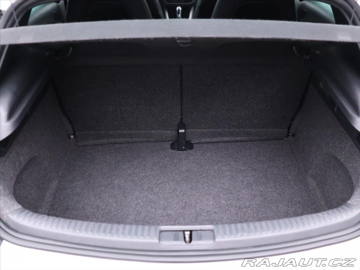 Volkswagen Scirocco 2,0 TDI 110kW DSG R-Line 2017