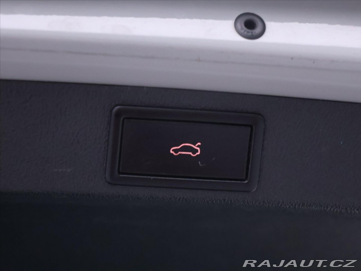 Škoda Octavia 2,0 TDI 135kW DSG Navigac 2014