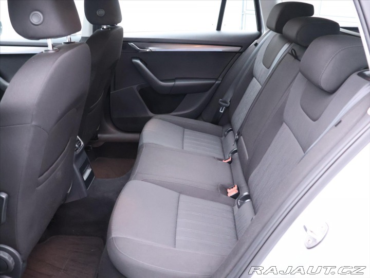 Škoda Octavia 2,0 TDI 110kW DSG Style C 2017