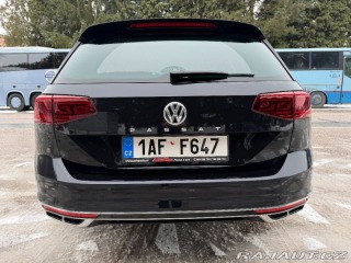 Volkswagen Passat 1,5   TSI 110kW DSG R-Lin 2020