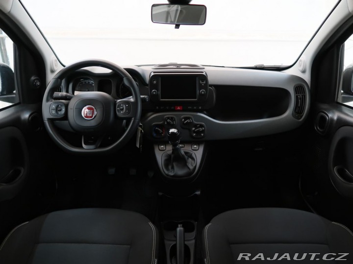 Fiat Panda 1.0HYBRID,52kW,CROSS,MAN6 1800