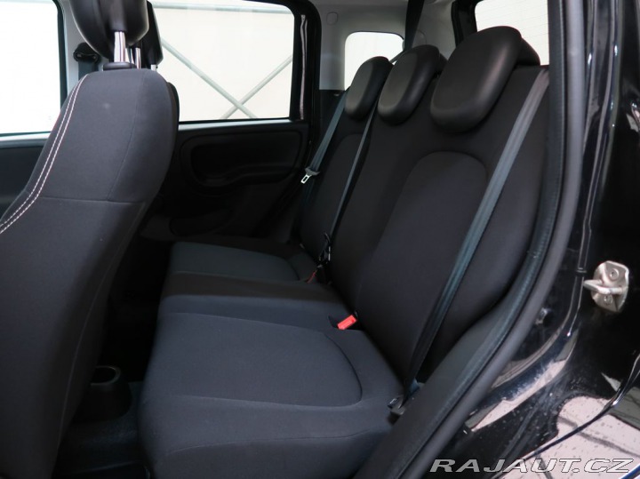 Fiat Panda 1.0HYBRID,52kW,CROSS,MAN6 1800