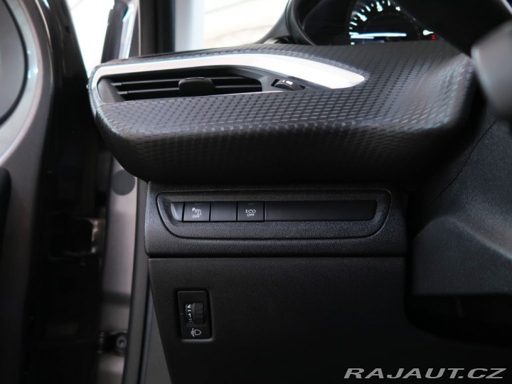 Peugeot 208 1.2PureTech,61kW,ALLURE,M 1800