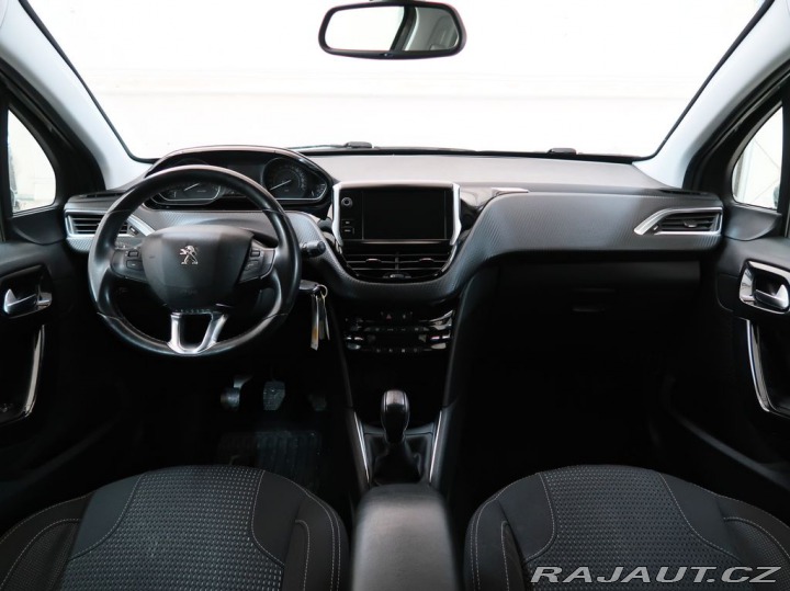 Peugeot 208 1.2PureTech,61kW,ALLURE,M 1800