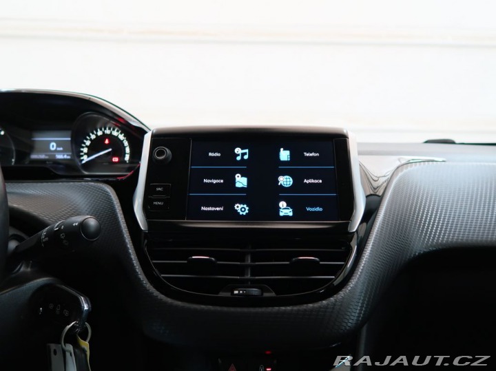 Peugeot 208 1.2PureTech,61kW,ALLURE,M 1800