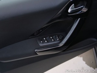 Peugeot 208 1.2PureTech,61kW,ALLURE,M 1800