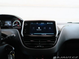 Peugeot 208 1.2PureTech,61kW,ALLURE,M 1800