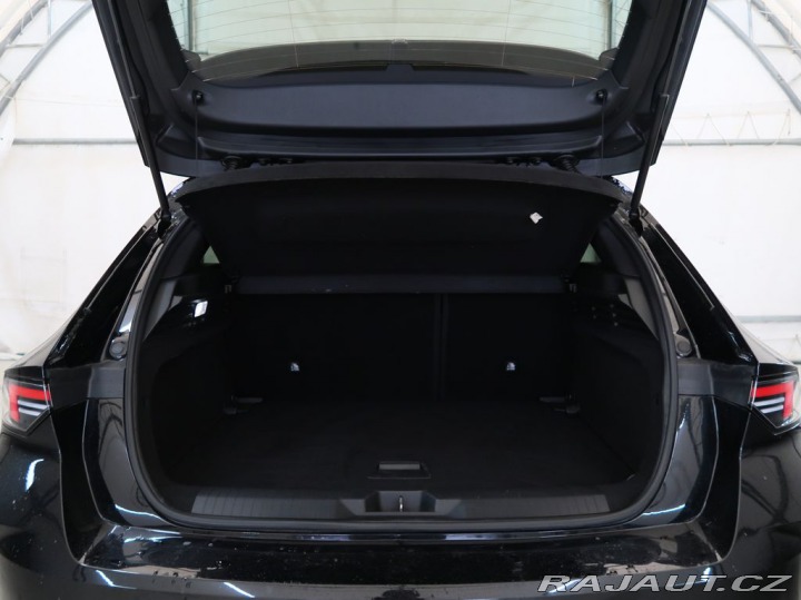 Opel Astra 1.2TURBO,96kW,GS,AT8 1800