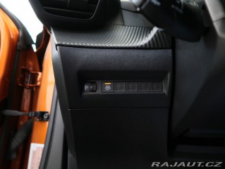 Peugeot 2008 1.2PureTech,74kW,ALLURE,M 1800