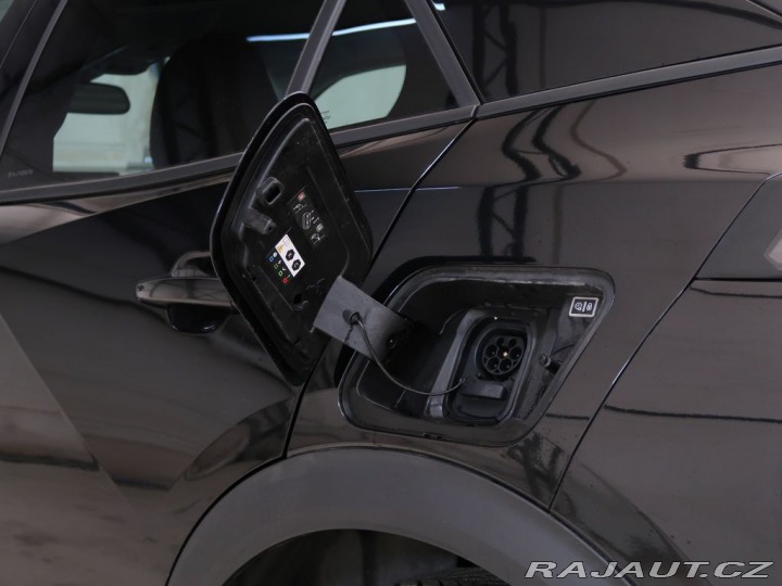 Peugeot 2008 ELECTRO,100kW,ALLURE,50kW 1800