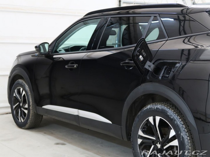 Peugeot 2008 ELECTRO,100kW,ALLURE,50kW 1800